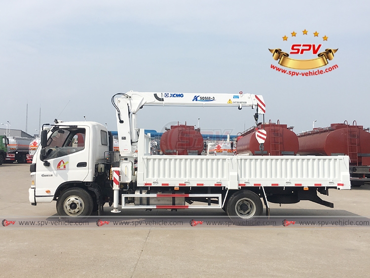 3.2 Tons Truck Mounted Crane FOTON - LS